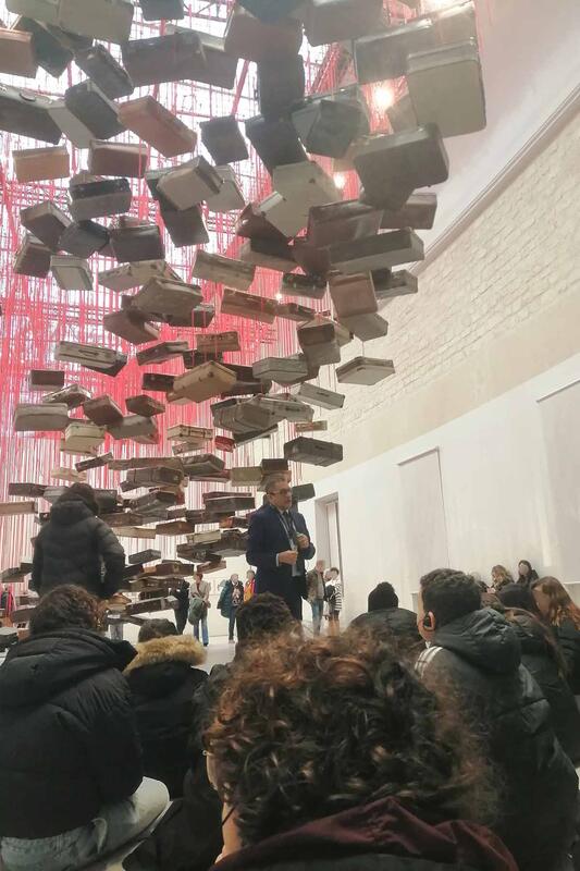 visite guidée de l'exposition Chiharu Shiota