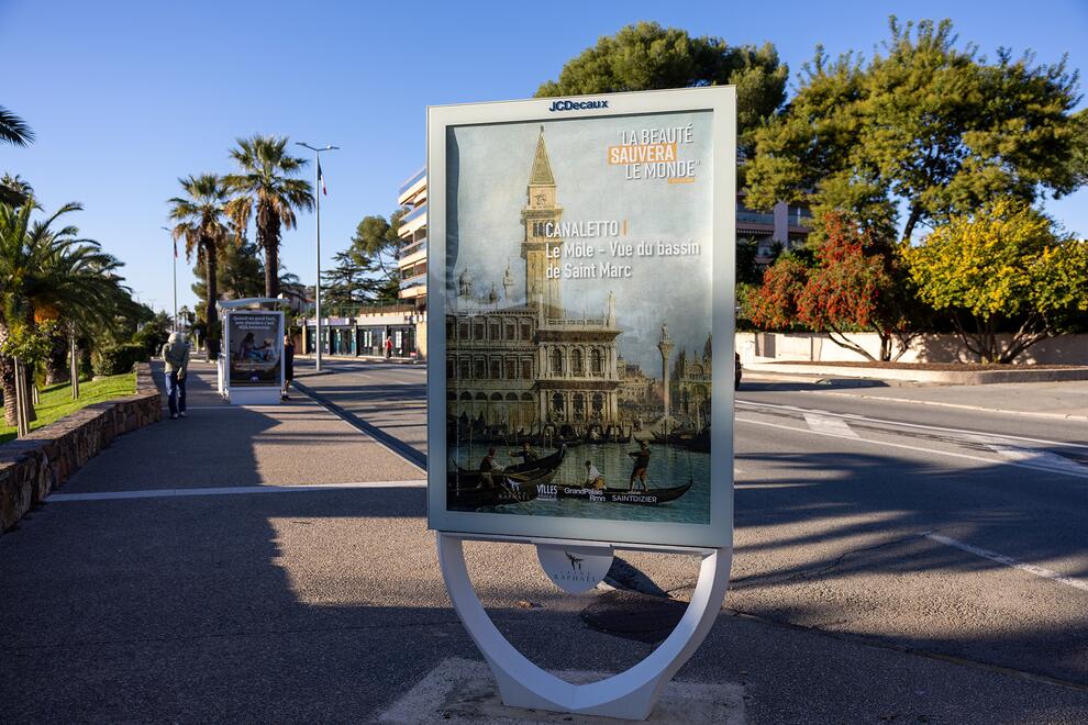 Affichage de la campagne à Saint-Raphaël 